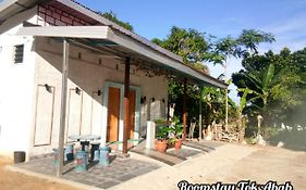 Roomstay Tok Abah A Guest House